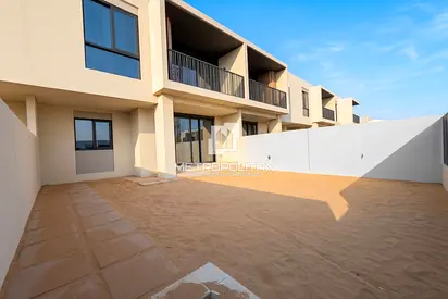 Brand New | Single Row | Ready to Move in