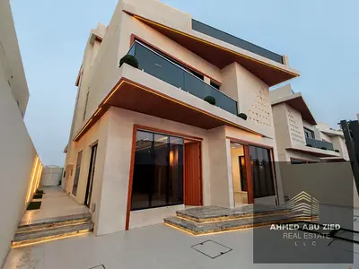 فيلا راقية للإيجار بالحليو 2 عجمان (أرضي+أول+روف)، 6 غرف ماستر ومجلس وصالة وغرفة خادمة ومسبح خاص، بسعر 155 ألف درهم سنوياً على 4 دفعات