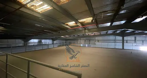 مستودع للإيجار في الجرف الصناعية 2 – عجمان | 11,445 قدم | أرضي وميزانين