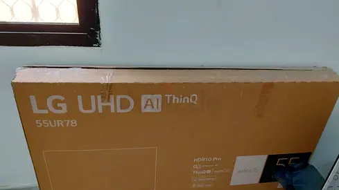 LG 55" UHD AI ThinQ TV (55UR78) - Good Condition, new