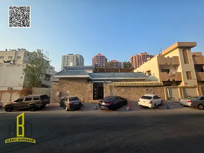فيلا شامل الماء والكهرباء والتكييف موقع قريب جميع الخدمات