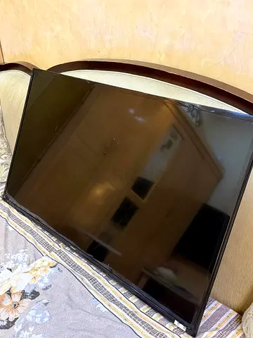 Samsung 49 inches TV smart
