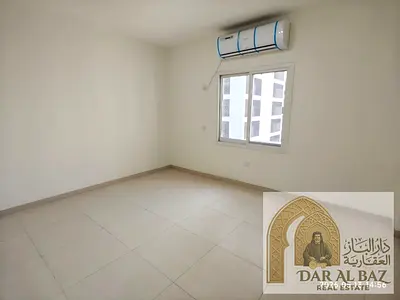 3 غرف وصالة للايجار السنوى بمنطقة المجاز 2 اول ساكن بنايه جديده 2 حمام بلكون السعر 53000 الدفعات 4 أو 6 التامين 3000 كاش او شيك يؤجل شهرين