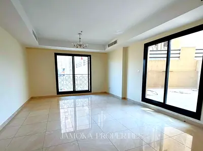 Huge Terrace | Spacious Studio | Vacant