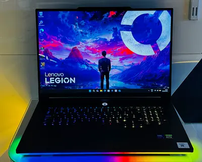 🔥 Lenovo Legion 9 Ultra 9 275HX RTX 5080 16GB 32GB RAM 1TB SSD 18” 4K OLED 240Hz Gaming Laptop