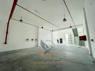 مستودع للإيجار في الجرف الصناعية 3 بمساحة 2675 قدم مربع وكهرباء 40 كيلوواط