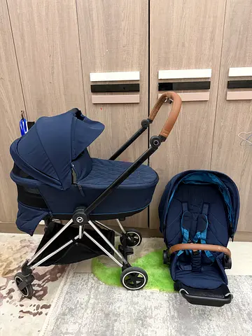 Cybex mios stroller with cot
