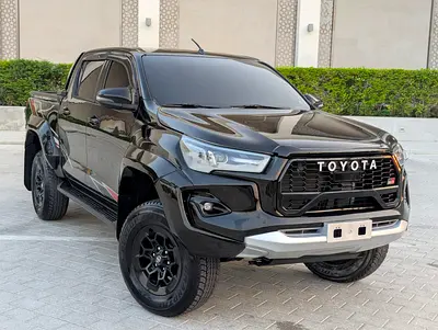 2020 Toyota Hilux GR Sport GCC Specs Facelifted 2025  4x4 V4 2.7L Well-maintained