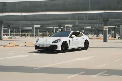Panamera – Porsche Luxury Sport Sedan with Panoramic Roof | Insurance Included
