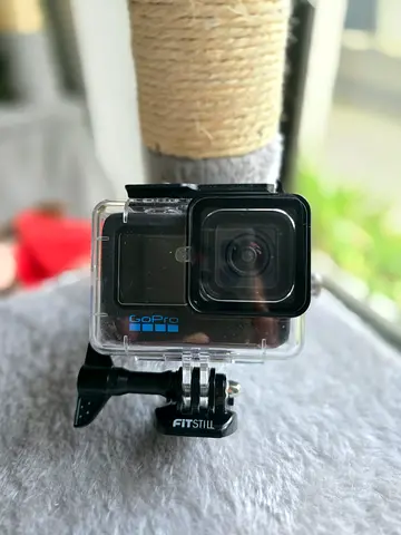GoPro-HERO Action Camera in Waterproof Case (Good Working Condition)