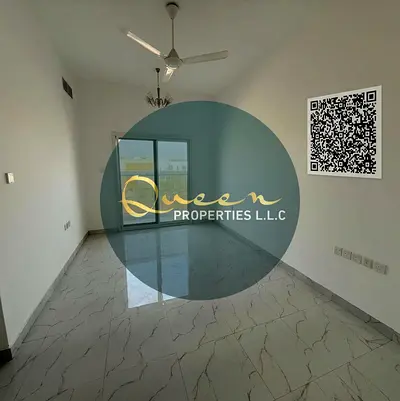 مساحة كبيرة / موقع مميز وحيوي / قريب من الخدمات والمرافق