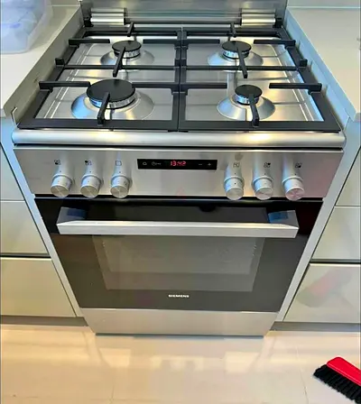 Siemens Top Gas Oven Electric Cooker 60x60cm