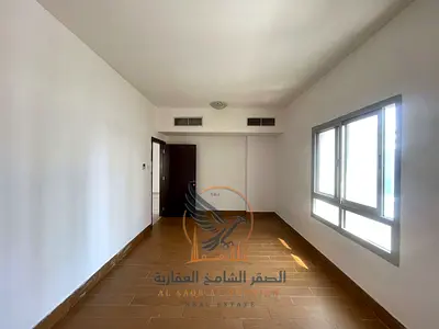 شقة غرفتين وصالة للإيجار السنوي في عجمان منطقة الراشدية 1 بجوار الروابي ماركت وخلف أبراج اللؤلؤة.