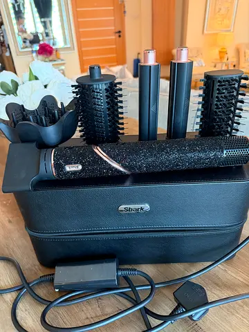 Shark hair style dryer