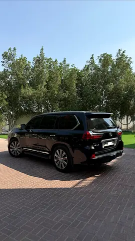 LEXUS LX570
