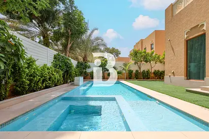 5 Bed type B | Pool | Single Row
