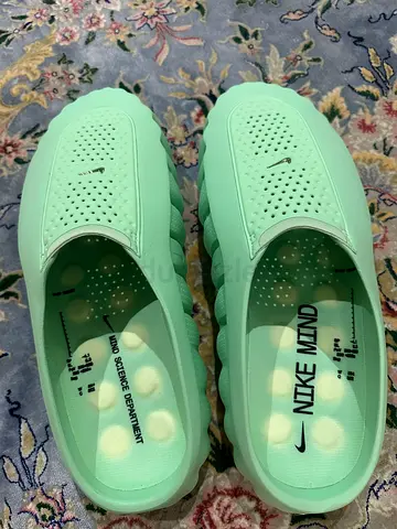 Nike Mind 001 Barely Green