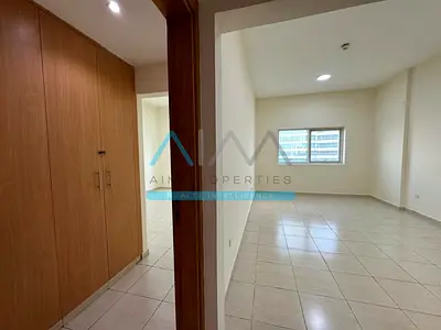Spacious 1BR Apartment with Close Kitcheen only 50k 4chqs