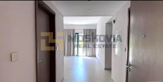 Sea View Living | Spacious | 10 mins to Dubai