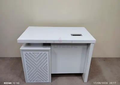 Size 100*50Cm Brand New Office Desk Available