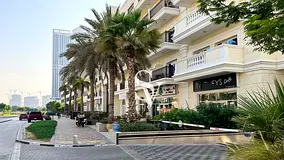 Spacious 1BR| Fitted Kitchen| Large Layout| Vacant