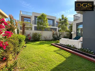 Large Layout | Full Privacy | Landscaped Garden