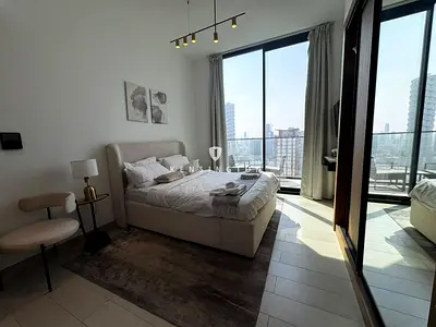High Floor | Prime Location | Ready to Move
