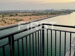 Corner Unit | Full Canal View | Top Floor | Ideal!