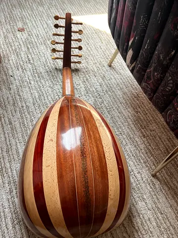 عود احترافي