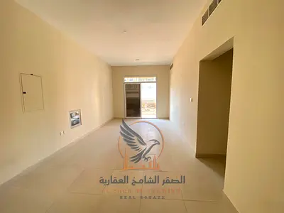Brand new 2BR + hall, modern finish, 2 master bedrooms, balcony with open view, near all services.