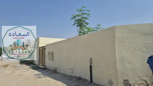 للبيع بيت زواية في الغافية قسمين
قسم الأول ٥غرف غرف وصالة ومجلس ومطبخ وحوش
قسم الثاني يتكون من غرفتين وصاله ومجلس وصاله
البيت امصين في عدادين الكهرباء والماء
دخل الإجمالي ١٣٨ الف
مطلوب مليون ٤