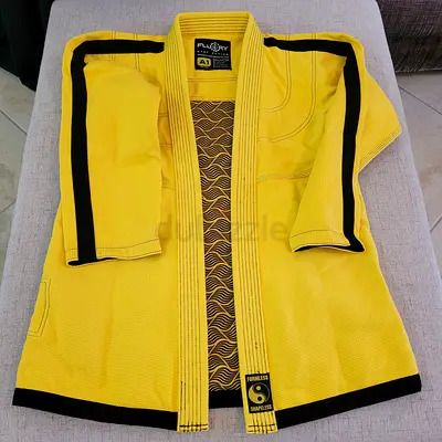 Professional Brazilian Jiu-Jitsu Uniform (Size A1)