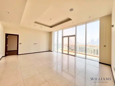 PENTHOUSE LEVEL | BEACH ACCESS | VACANT