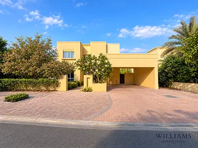 LARGE PLOT | CLOSE TO LAKE | DESIRABLE LAYOUT