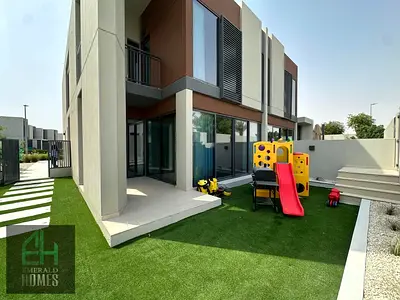 4BR Villa | Cherrywoods | Private Garden