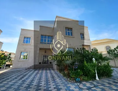 Luxury Private Villa 5BR | Huge Plot