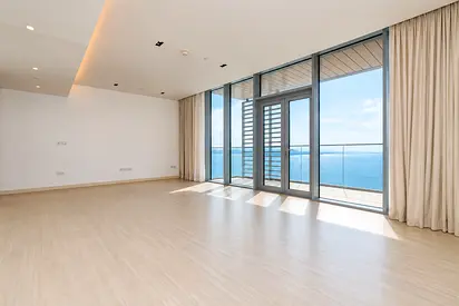 Sea View 2BR | Bluewaters Residences 4 | Modern Layout