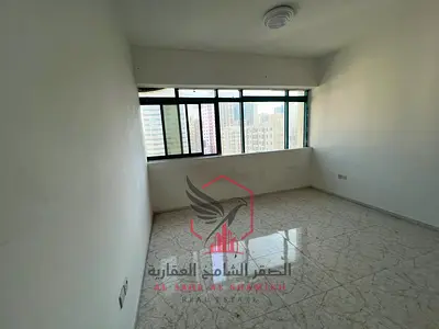 Beautiful studio apartment with fully open views and built in wardrobes
