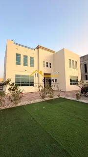 Specious 4 bedroom villa for rent with garden