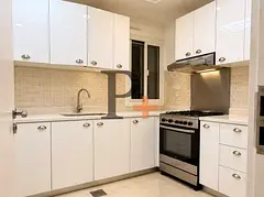 Closed kitchen | Vacant 1BR | Well-Maintained