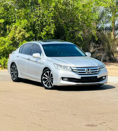 Honda Accord 2016 l GCC l V6, 3.5L, Full Option l Accident Free