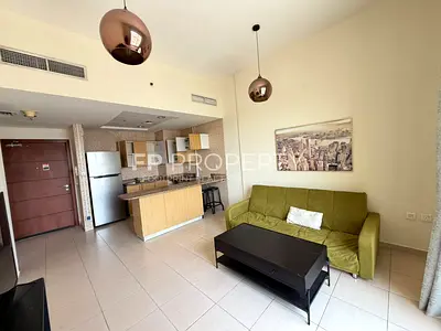 Exclusive Fully Furnished 1 Bedroom Vacant Unit