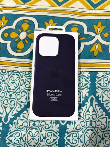 Iphone 16 pro silicone case