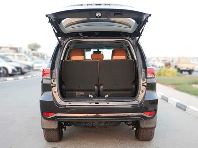 2026 Toyota FORTUNER photo 5