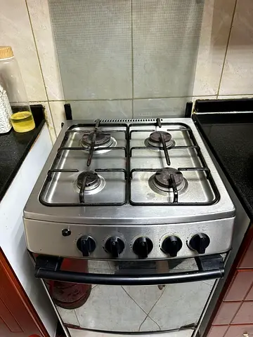 Cooking range for urgent sale