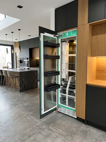 Gaggenau RF461304 Premium Built-In Freezer | Made in Germany kholol used appliances