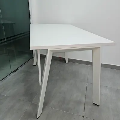 New modern Desk, with FREE gift a spinning chair wood and leather