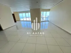 Spacious 3BHK| Master Bedroom| Free Parking | Free AC