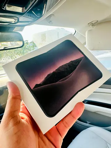 IPhone Duo - active