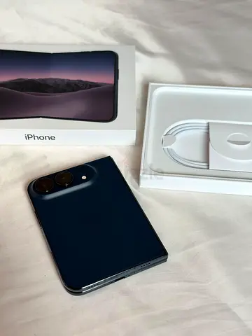 iPhone Duo Night Sky 512GB open box TDRA